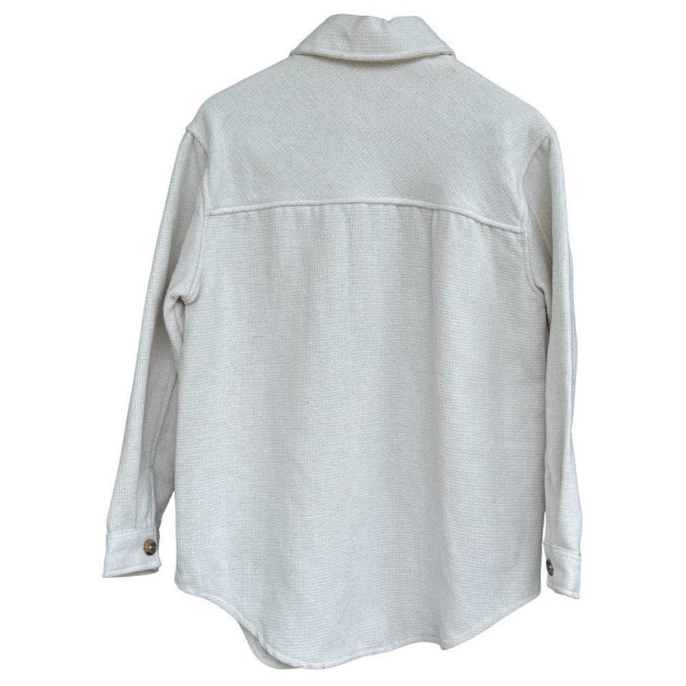 Winter Shacket | Small - Picture 5 of 10